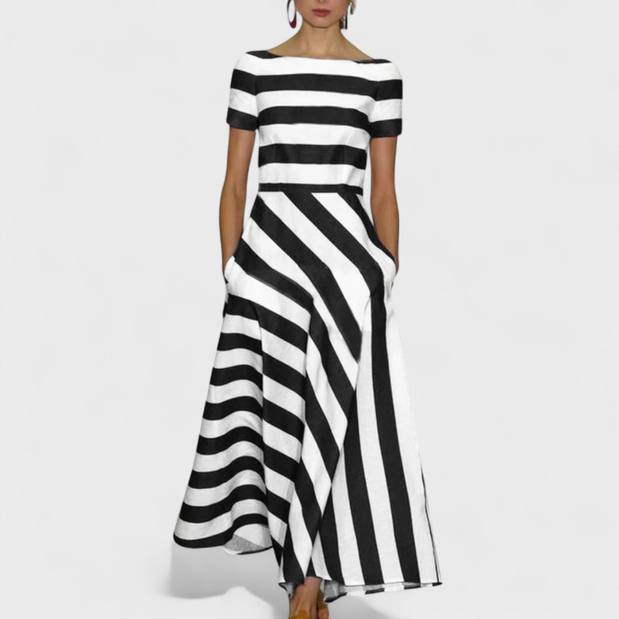 Terézia | Kényelmes csíkos ruha mindennapokra